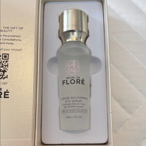 Bio-Firming Eye Serum - Silver and White